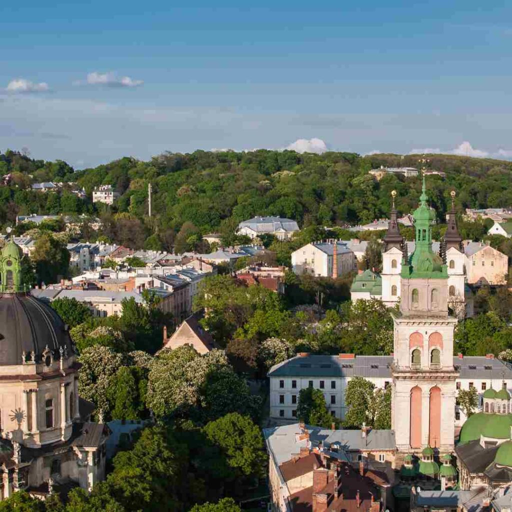 co warto zobaczy ć w bieszczadach lwów